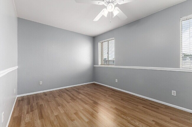 Building Photo - 8225 N Central Ave