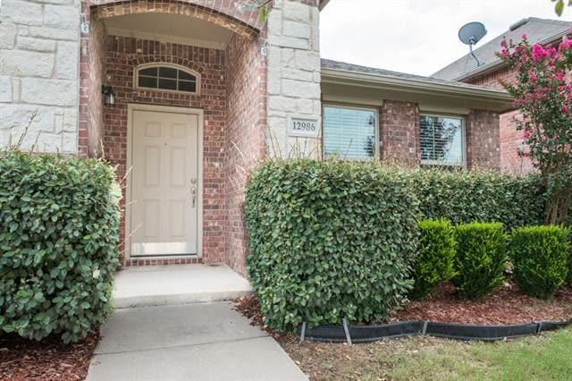 Building Photo - 12986 Ambrose Dr