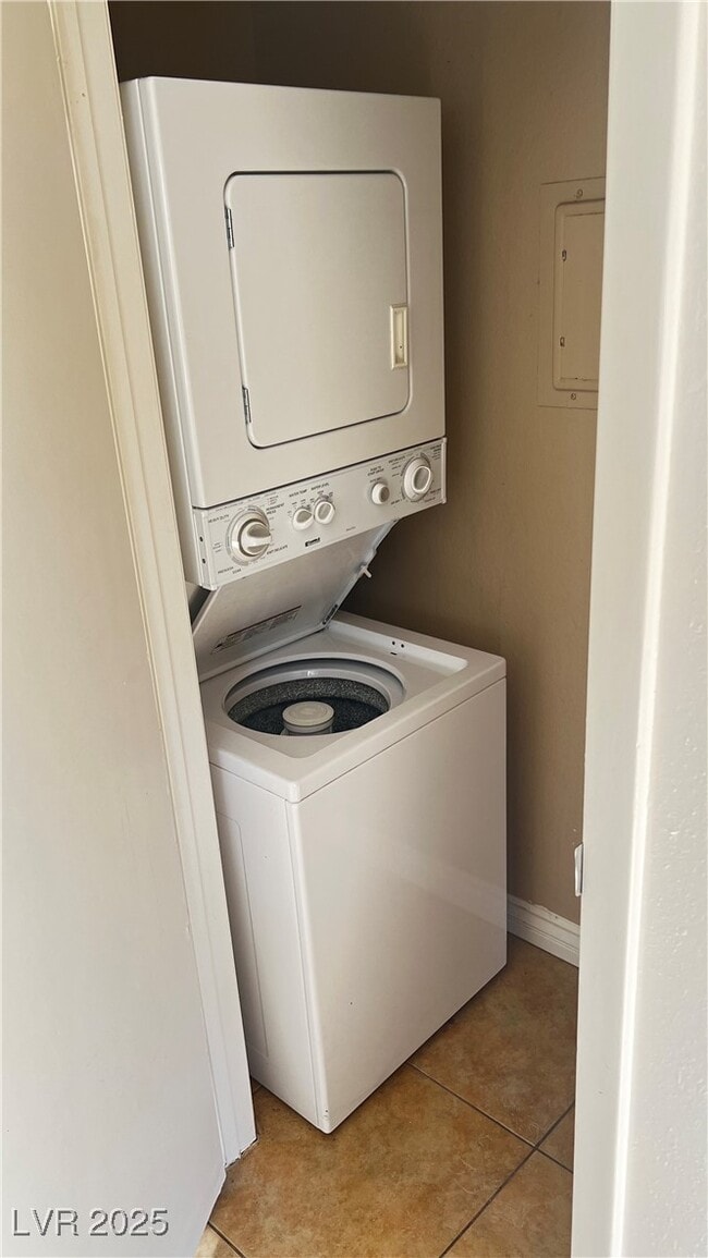 Building Photo - 1486 Elizabeth Ave