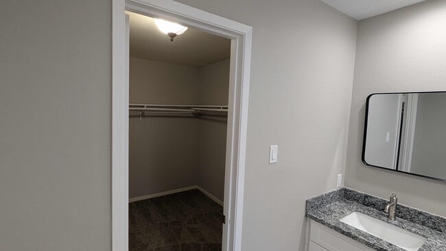 Building Photo - 21355 Park Tree Ln