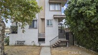 Building Photo - 1031 Mariposa St