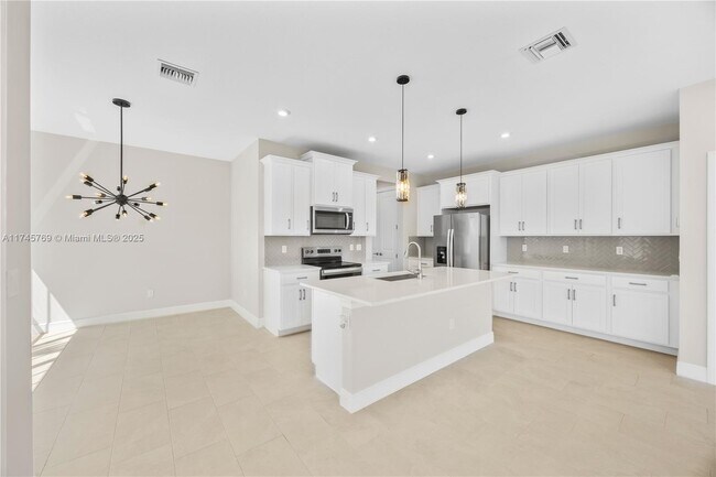 Building Photo - 3552 NW Solange Ct
