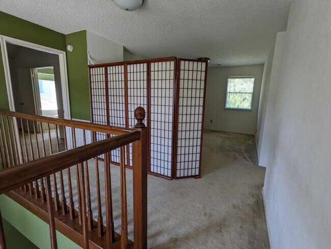 Building Photo - 4715 Sunshine Dr
