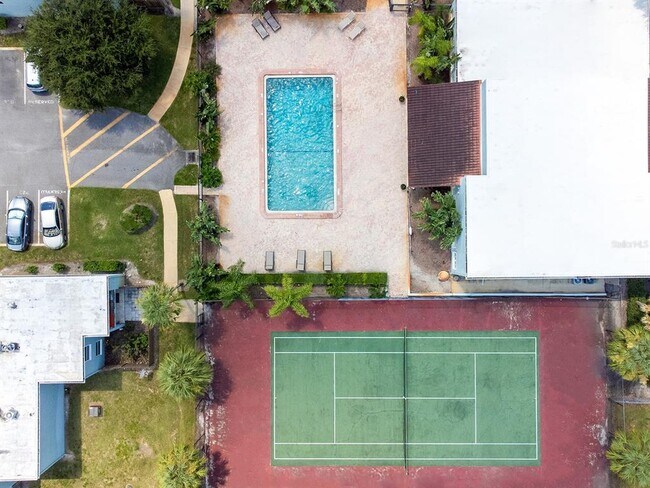 Building Photo - 2876 Somerset Park Dr