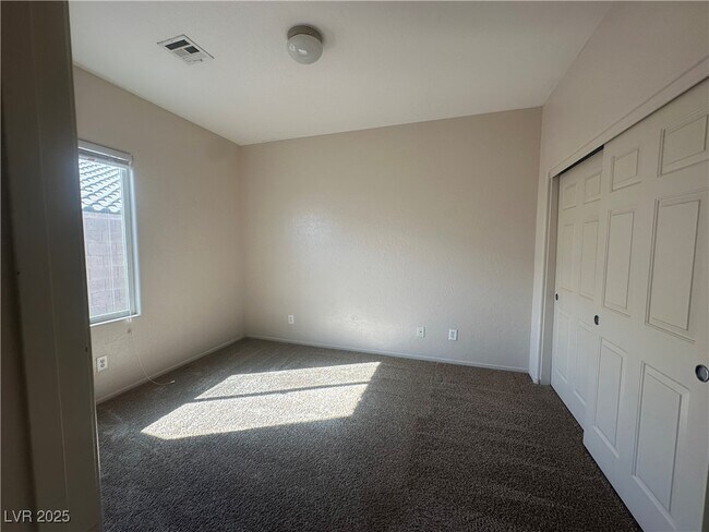 Building Photo - 2676 Dirleton Pl