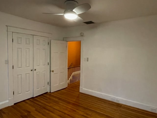 Building Photo - 3754 Tudor Arms Ave