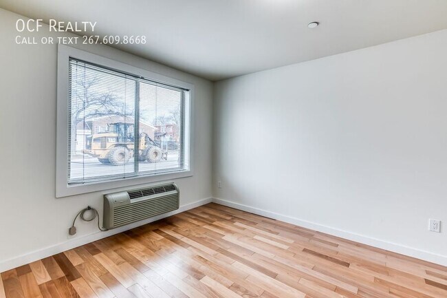 Building Photo - 4122 Haverford Ave