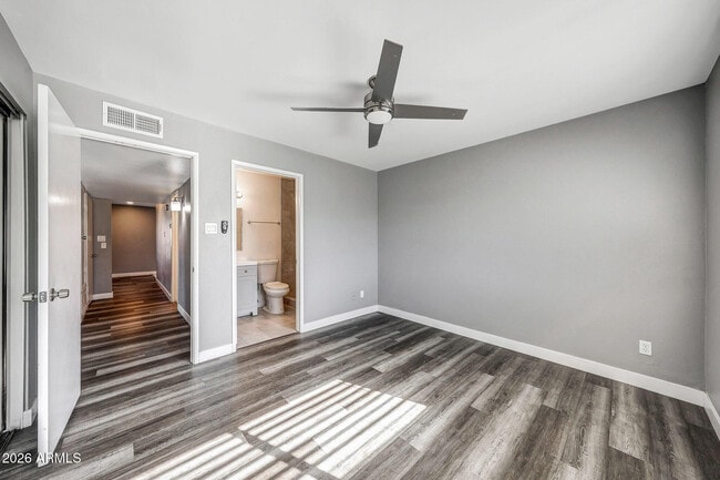 Building Photo - 1001 N Granite Reef Rd