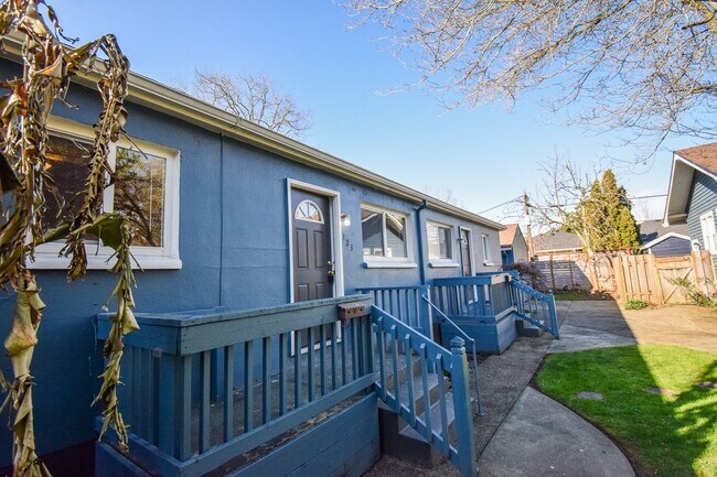 Building Photo - KIL-2121-2125