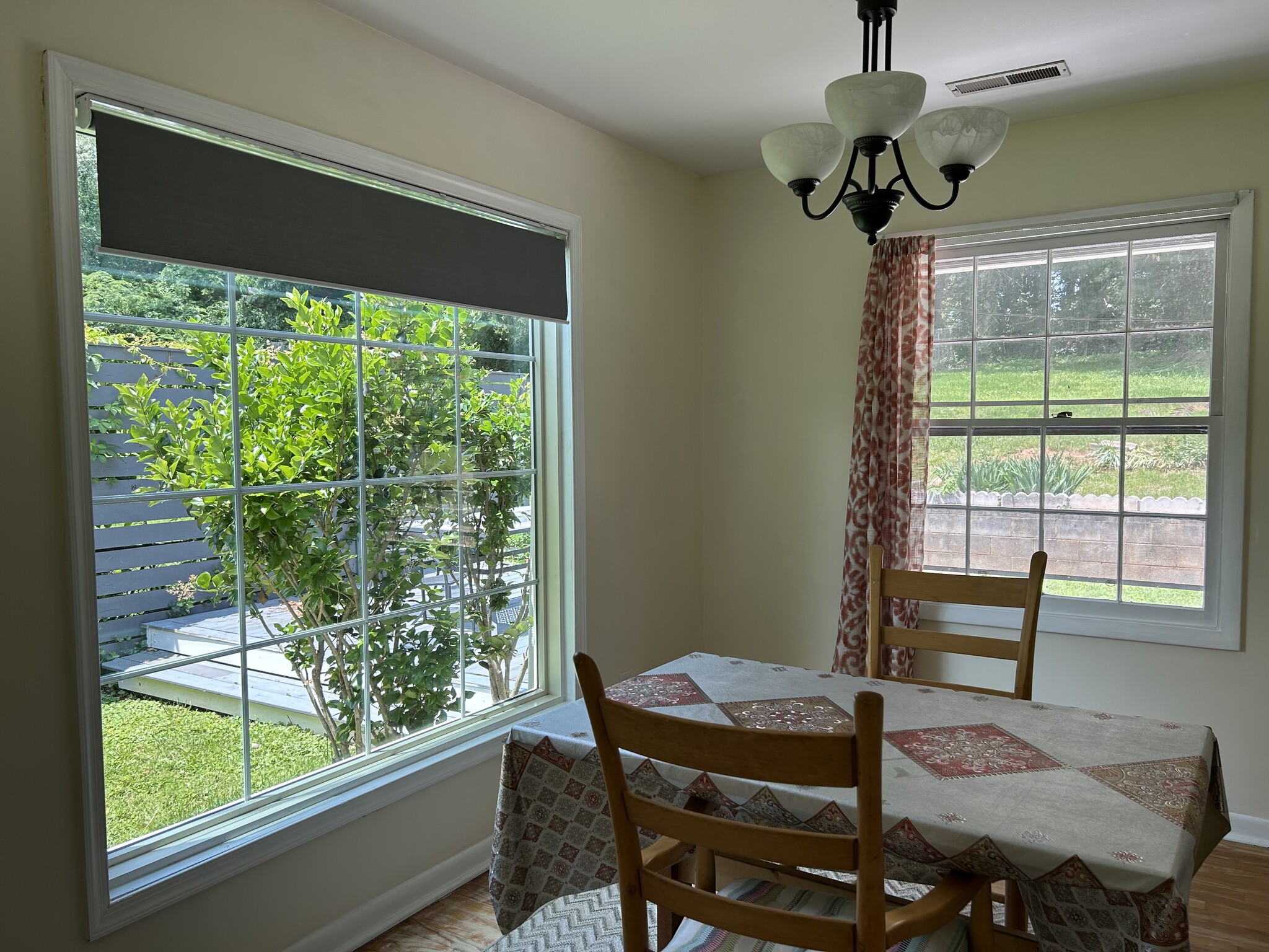 Dinning Room - 2629 Commonwealth Dr