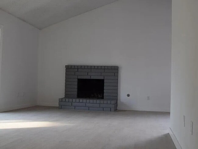 Building Photo - SWEET HOME.