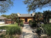 Building Photo - 5141 Chamberlain Dr