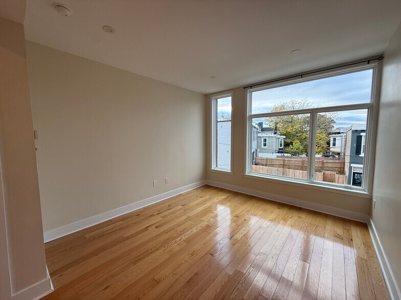 Building Photo - 1259 N 23rd St