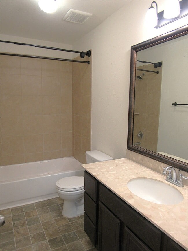 Building Photo - 17043 Amarose Dr