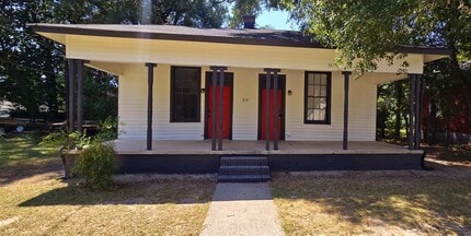 Building Photo - Cleveland St Duplex