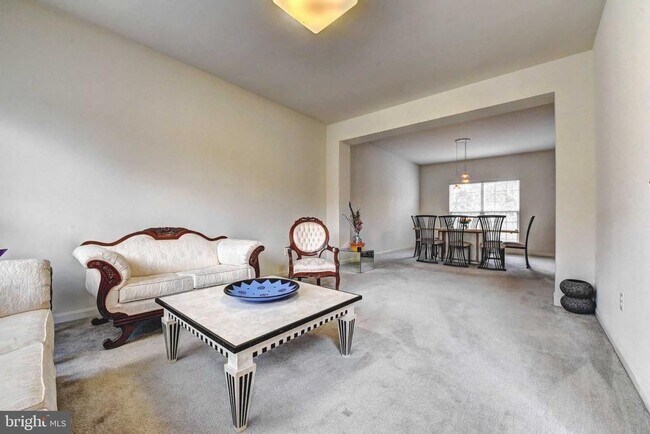 Building Photo - 110 Hunton Dr