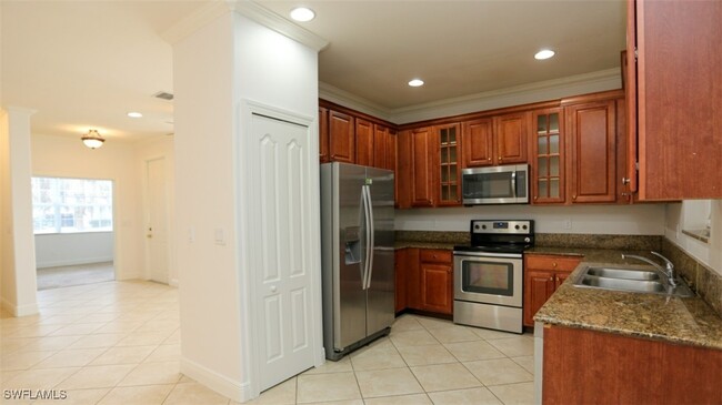 Building Photo - 7069 Venice Way