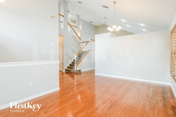 Building Photo - 2497 Runyon Cir