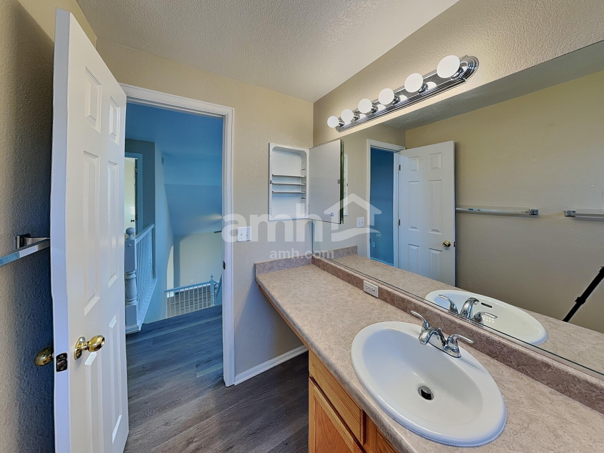 Building Photo - 3478 Watada Dr