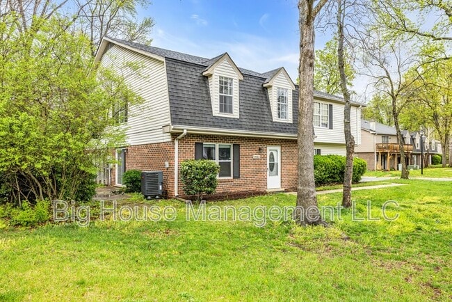 Building Photo - 4536 Reeves Pl