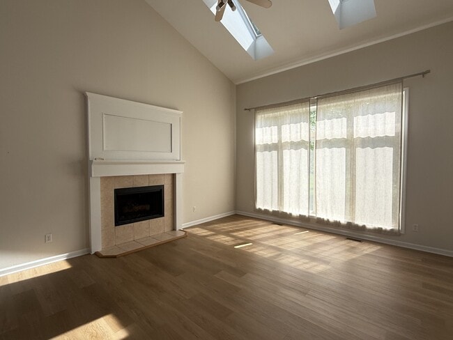 Building Photo - 603 E Castlebury Cir