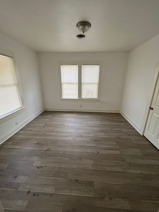 Building Photo - 2781 Sabine Pass Ave