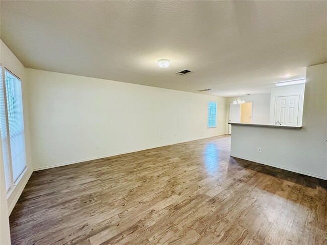 Building Photo - 804 Palo Duro Dr
