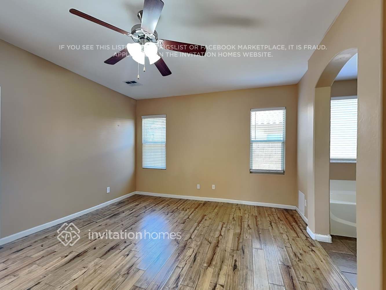 Building Photo - 1441 E Thornton Ave