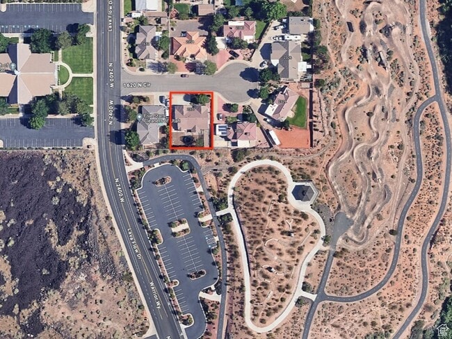 Building Photo - Beautiful Canyon Terrace Estates Home!