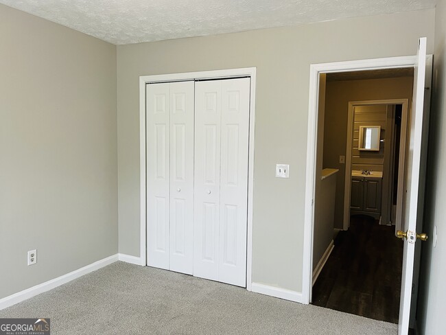 Building Photo - 149 Appleton Blvd