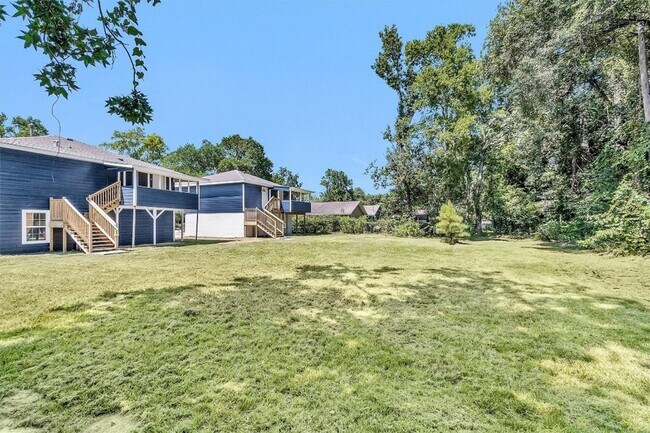 Building Photo - 16016 Green Manor Dr