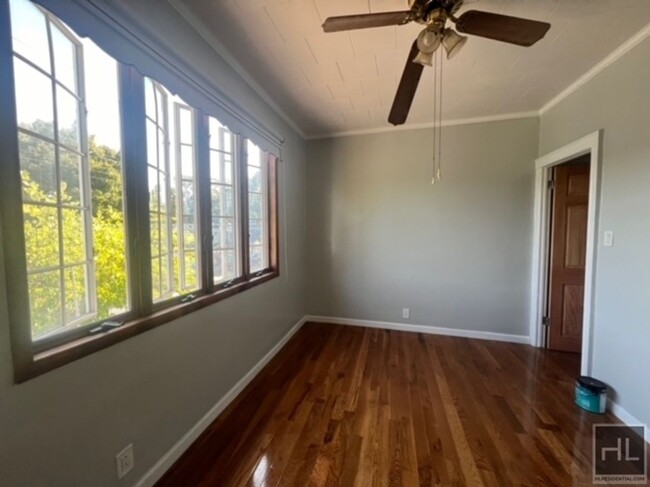 VERY SPACIOUS AND BRIGHT 2 BEDROOM EAST ... - VERY SPACIOUS  AND BRIGHT 2 BEDROOM  EAST ...