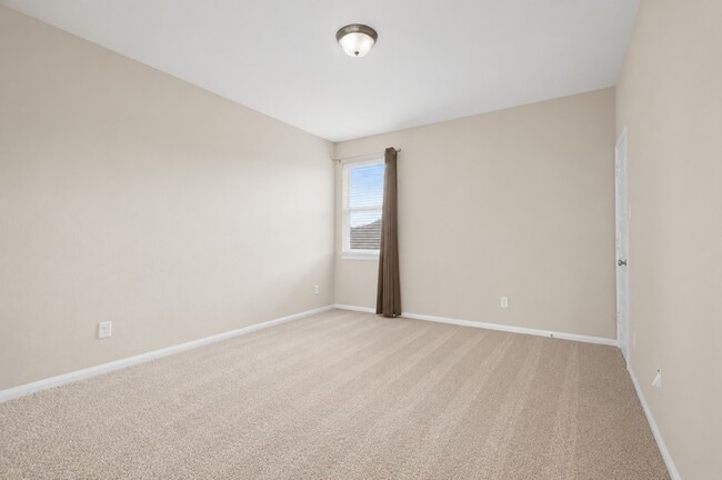 Building Photo - 22503 Miramar Bend Dr
