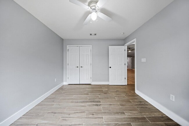 Building Photo - 7194 Blue Jack Dr