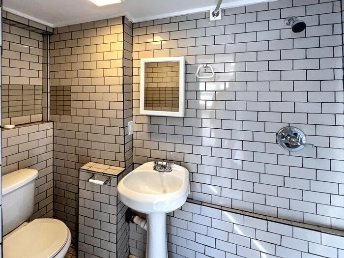 Building Photo - 8102 4th Ave S