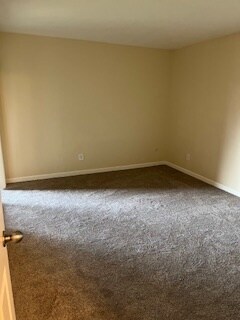 Master Bedroom - 9200 Madison Ave