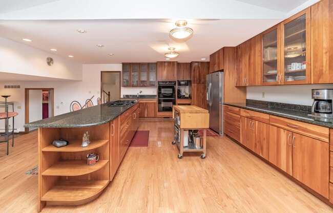 Building Photo - 34150 Hunters Row
