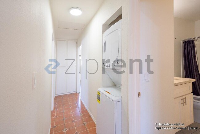 Building Photo - 3447 Los Mochis Way