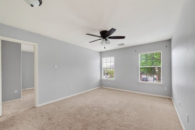 Building Photo - 31722 Royal Woods Ct