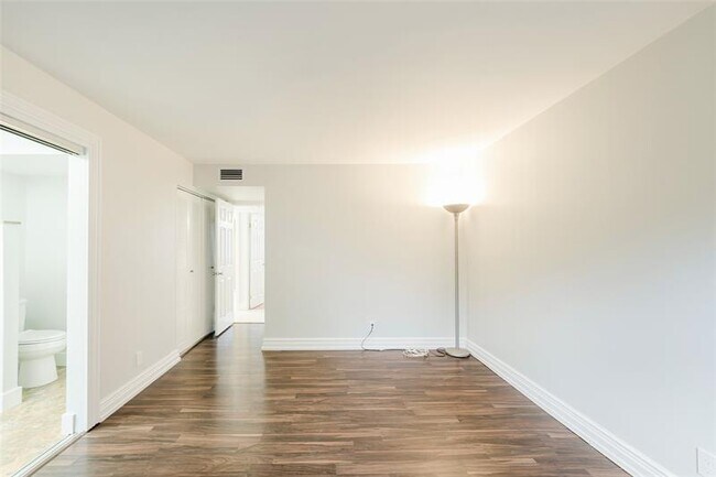 Building Photo - 9440 SW 8th St