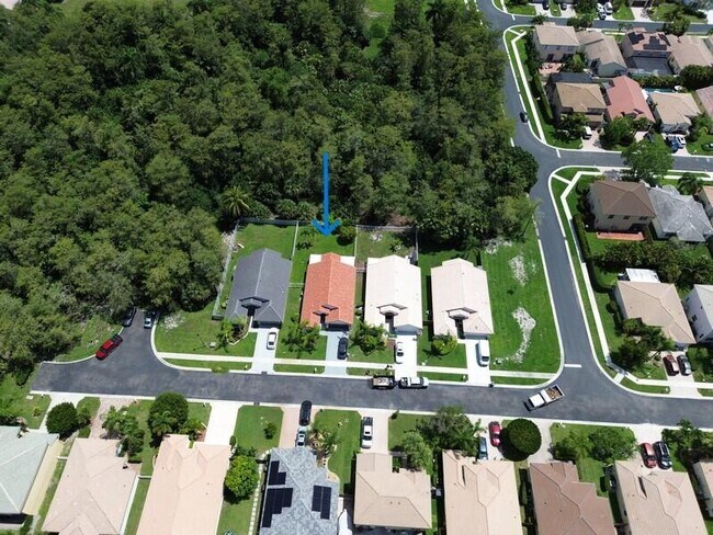 Building Photo - 10674 Oak Bend Way