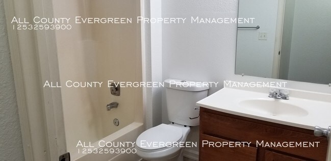 Building Photo - 226 Seattle Blvd S