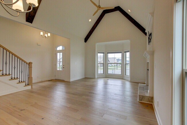 Building Photo - Custom Build in Sango.  Wow Factor