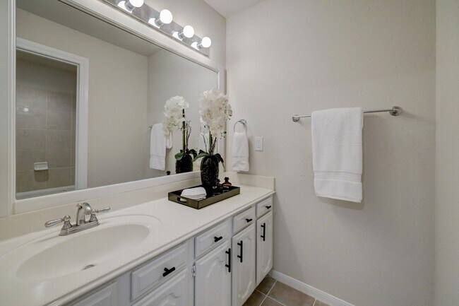 Building Photo - 1201 Bering Dr