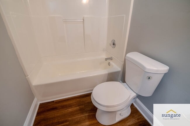 Building Photo - 2314 Jefferson St