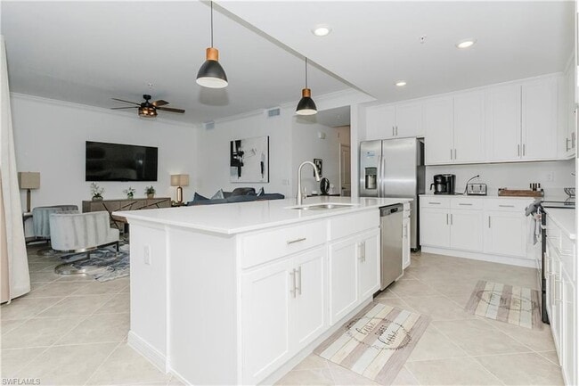 Building Photo - 6034 National Blvd