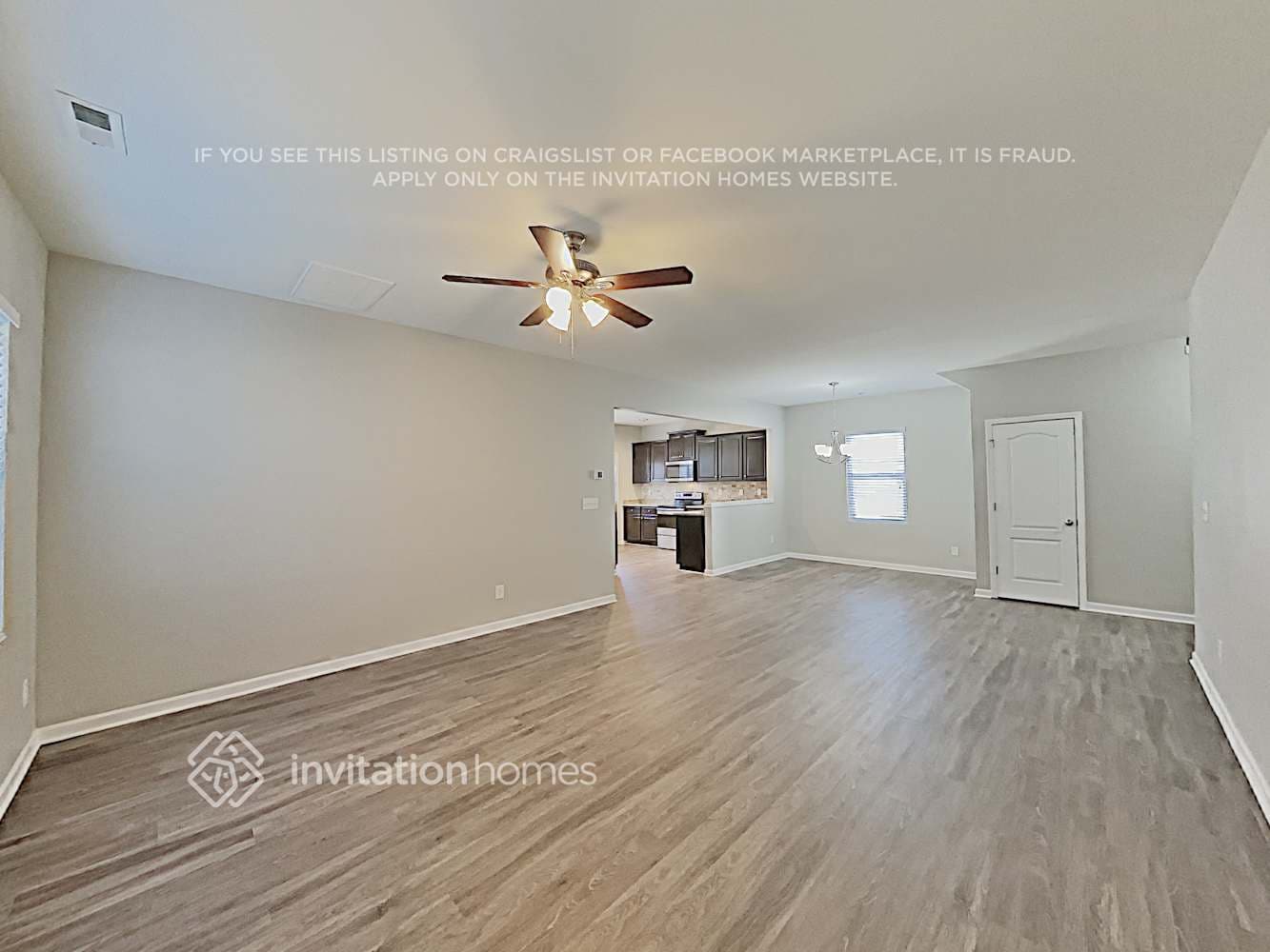 Building Photo - 9238 Magnolia Lily Ave