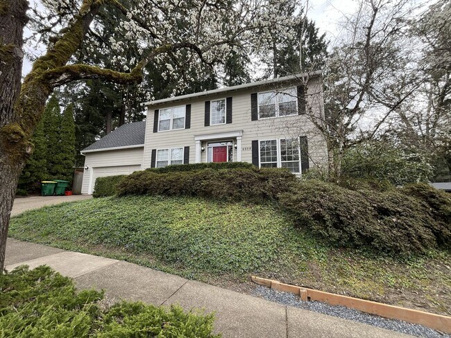 Building Photo - Stunning 4BR Home with Formal Living & Dining, Office & Gourmet Kitchen