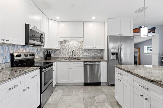 Building Photo - 4339 Wallace Cir