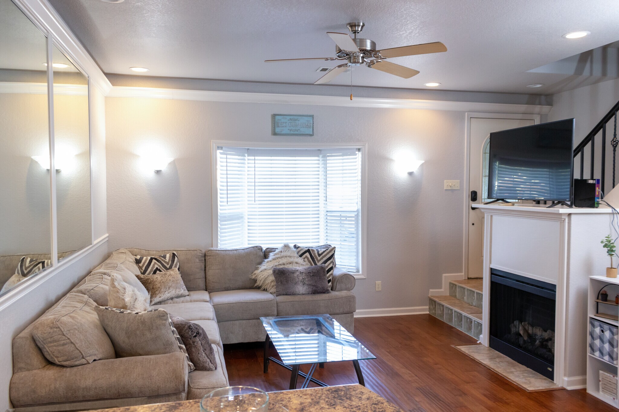 Main living area - Ground Floor - 118 Pretti Pt